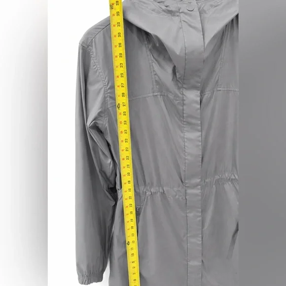 Garnet Hill Gray Lightweight Water Resistant Jacket, sz S - Picture 5 of 8